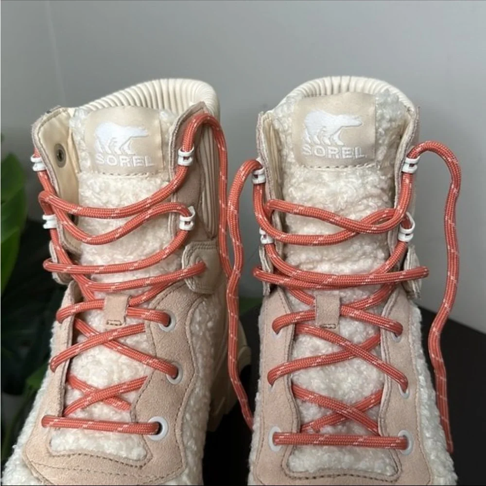 Sorel Brex Boot Cozy Lace in Nova Sand / Sea Salt - Picture 3 of 9
